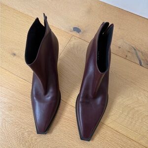 the row coco Leather Ankle Boots